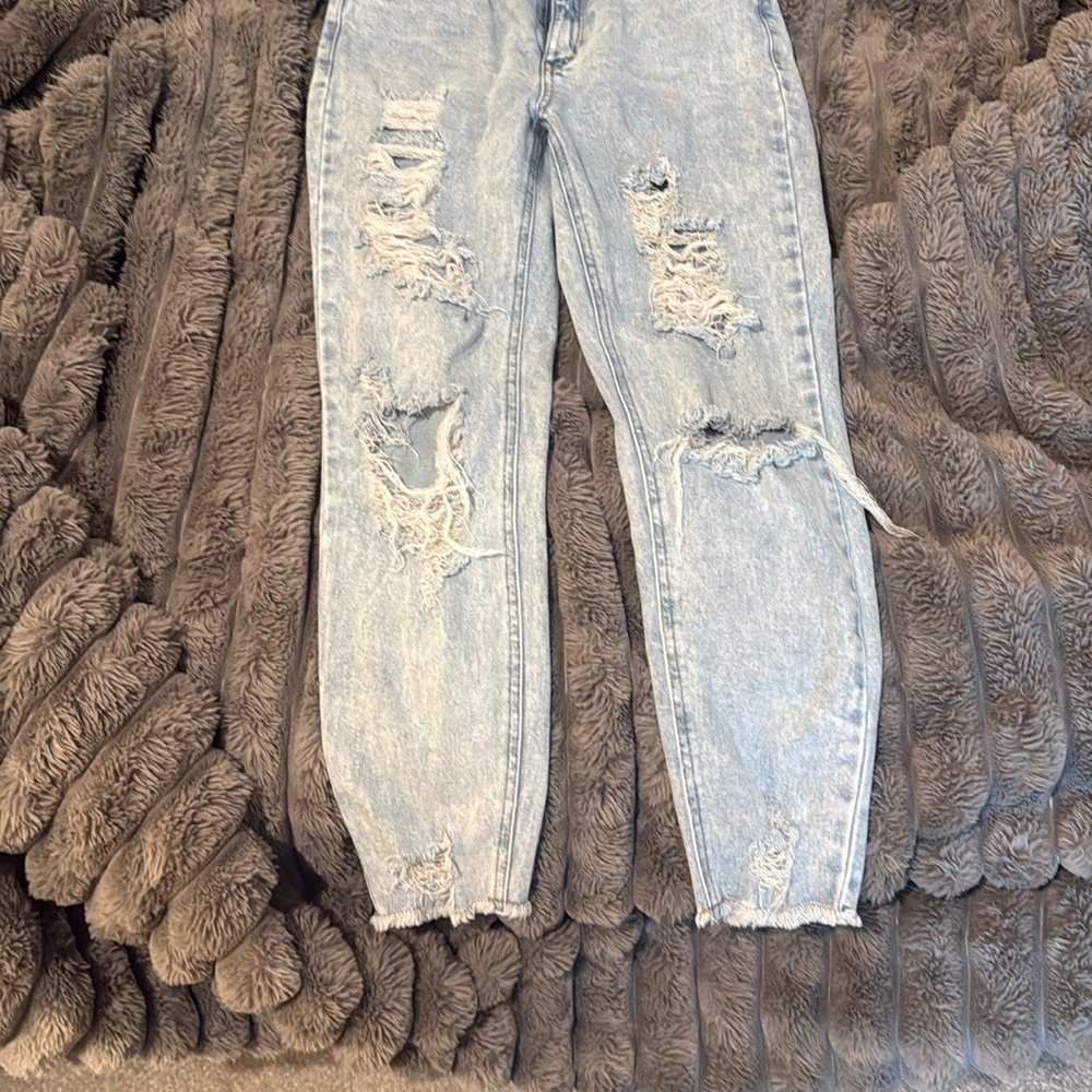 Distressed Light Blue Women's Skinny Jeans